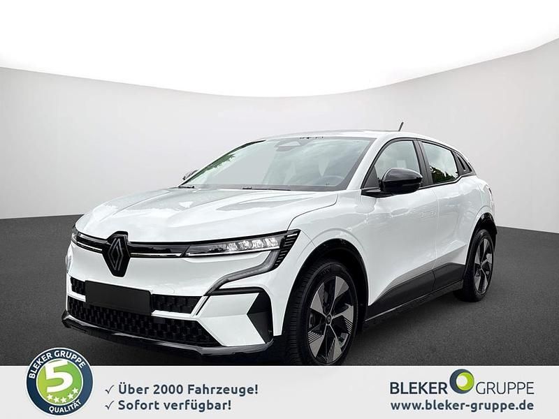 Gebraucht Renault Mégane Equilibre 55 kW (75 PS) 2023 Arktisweiß (metallic) Limousine
