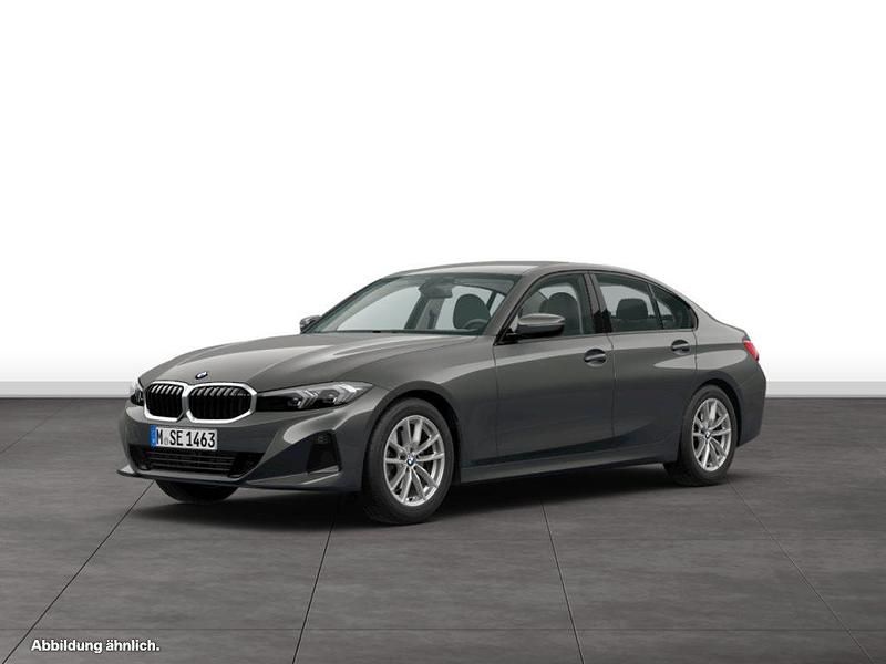 Grau Gebraucht 2024 BMW 320 Limousine | 37.157 € (Guter Preis) - Bild 1/4
