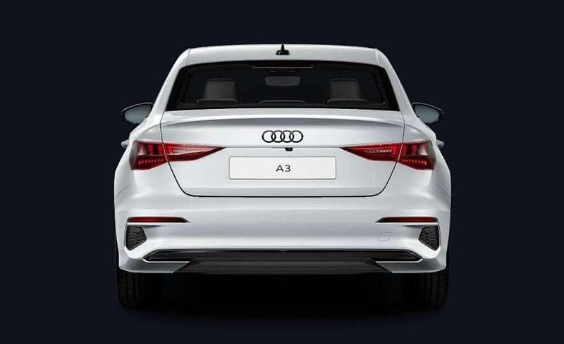 Używany Audi A3 Advanced 150 KM (110 kW) 2022 Biały Sedan/Limuzyna