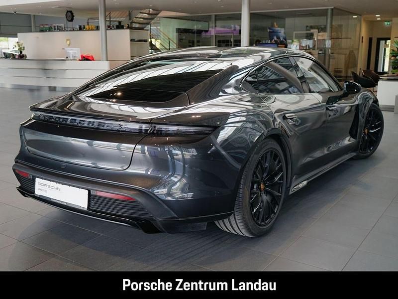 Second-hand Porsche Taycan GTS 439 kW (598 CP) 2023 Gri Berlinǎ