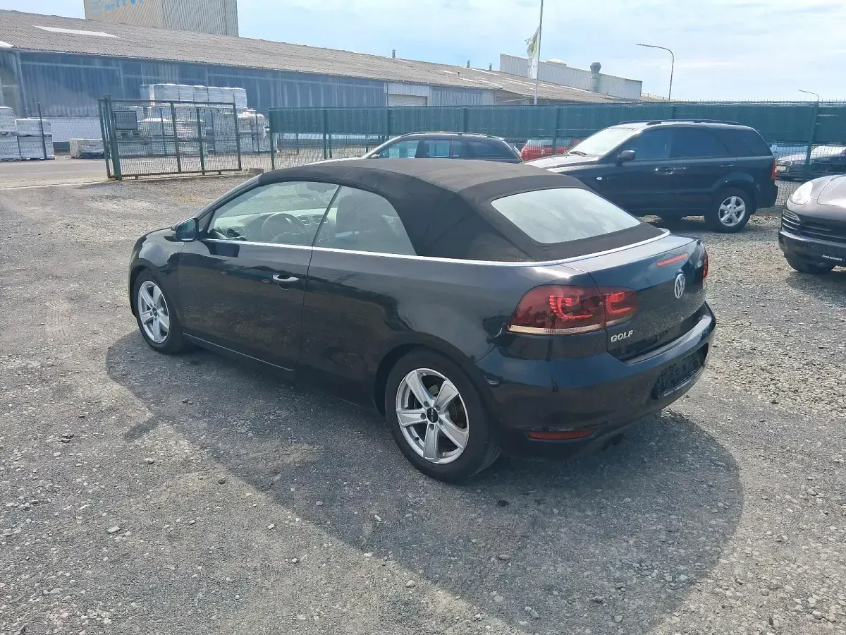 Gebraucht VW Golf 160 PS (117 kW) 2011 Schwarz Cabrio