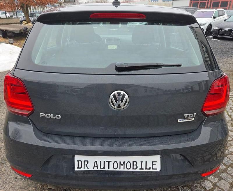 Gebraucht VW Polo 90 PS (66 kW) 2016 Grau Limousine