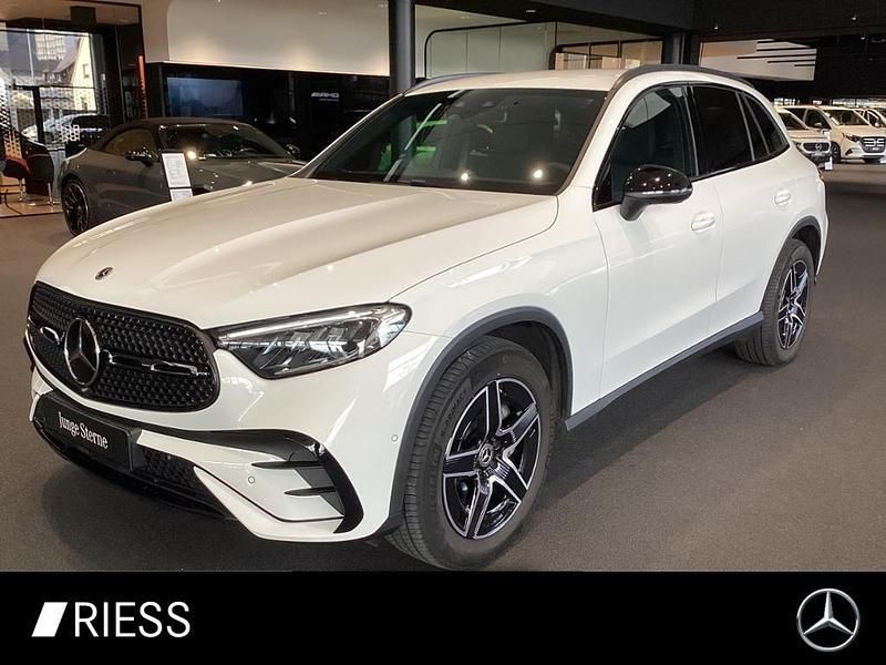 Unilack polarweiß Gebraucht 2025 Mercedes GLC220 AMG SUV | 52.800 € (Superpreis) - Bild 1/4
