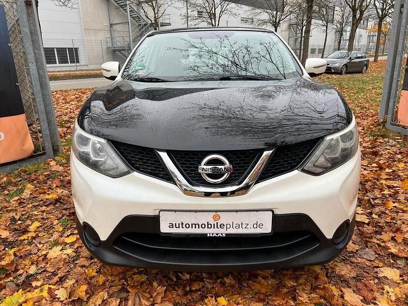 Gebraucht Nissan Qashqai Visia 116 PS (85 kW) 2014 Weiß SUV