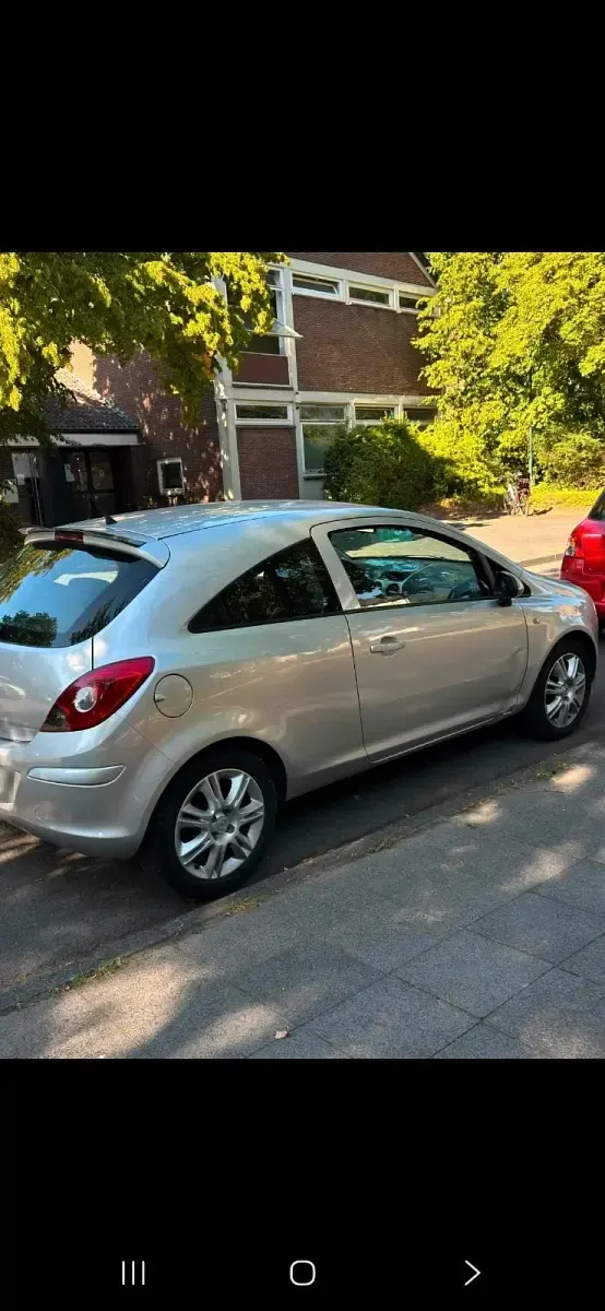 Gebraucht Opel Corsa 80 PS (58 kW) 2008 Silber Kleinwagen