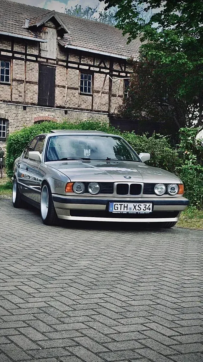 Gebraucht BMW 525 Performance 170 PS (125 kW) 1989 Beige Limousine