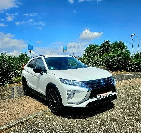 Gebraucht Mitsubishi Eclipse Cross Active 148 PS (108 kW) 2020 Perlmuttweiss (p) SUV