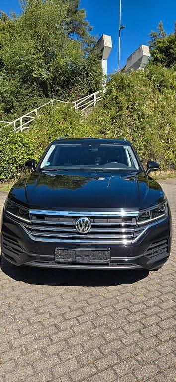 Schwarz Gebraucht 2019 VW Touareg SUV | 30.000 € (Superpreis) - Bild 1/4