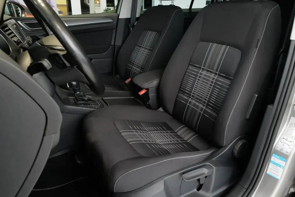 Gebraucht VW Golf VII LOUNGE 150 PS (110 kW) 2016