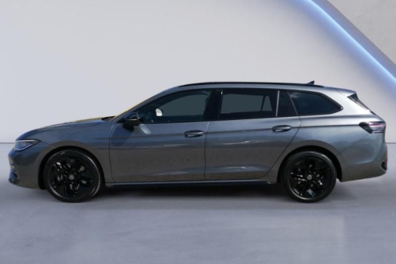 Gebraucht VW Passat R-line 193 PS (141 kW) 2025 Kombi