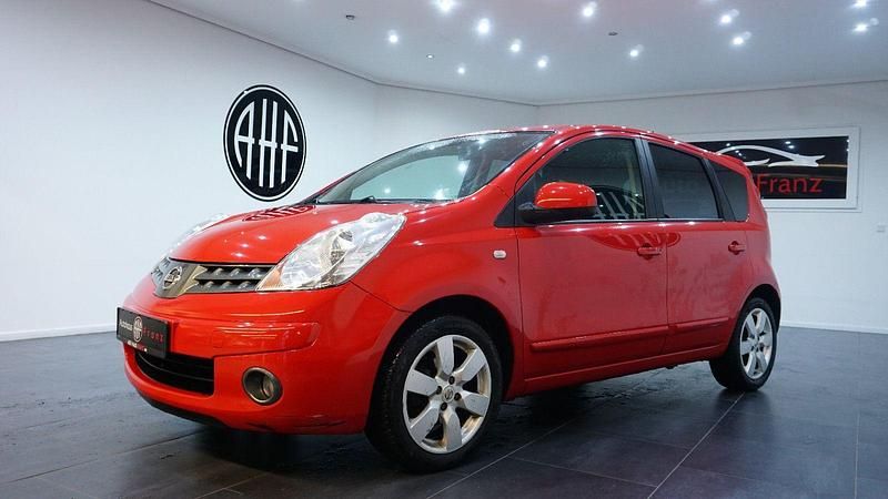 Gebraucht Nissan Note Tekna 110 PS (80 kW) 2008 Rot Kleinwagen
