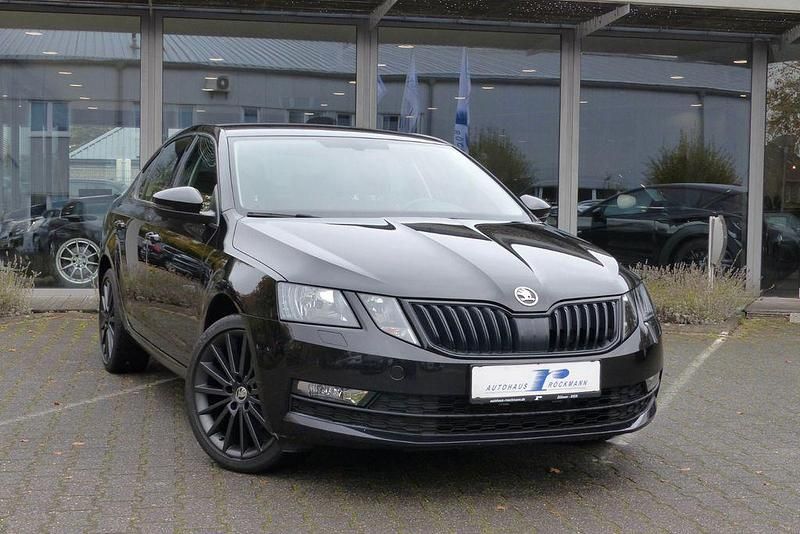 Schwarzmagic perleffekt Gebraucht 2020 Skoda Octavia Style Limousine | 19.790 € (Fairer Preis) - Bild 1/4