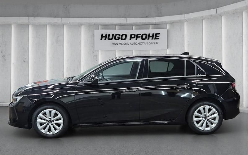 Gebraucht Opel Astra Business Edition 131 PS (96 kW) 2023 Schwarz Limousine