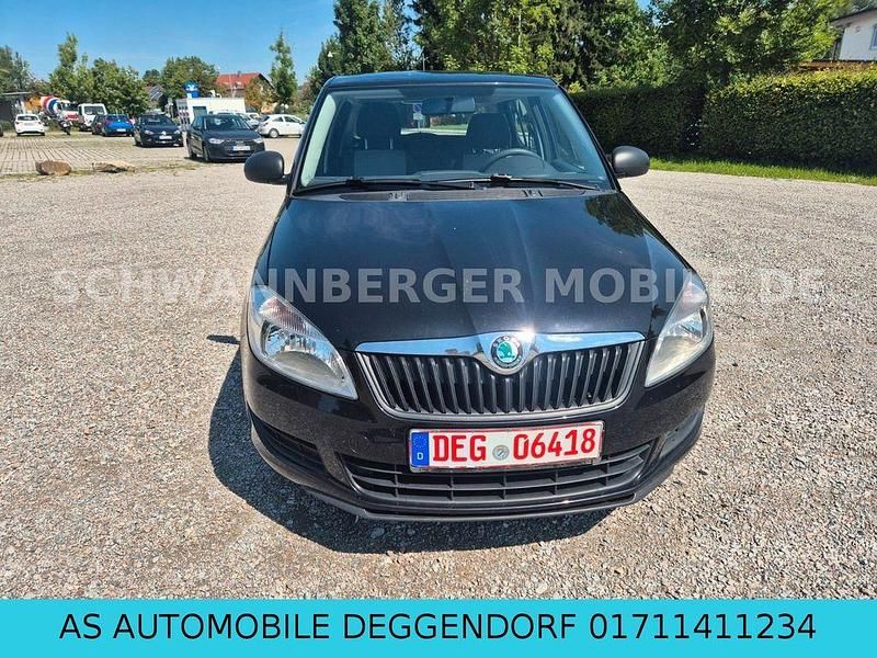 Schwarz Gebraucht 2012 Skoda Fabia Cool Edition Limousine | 3.499 € (Fairer Preis) - Bild 1/4