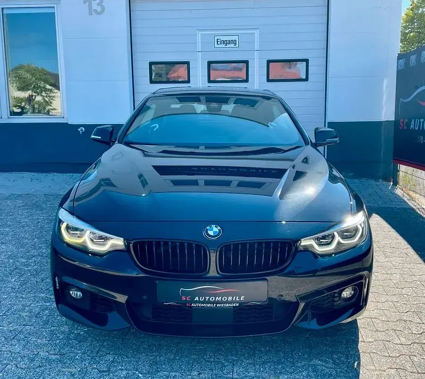 Gebraucht BMW 440 Cabriolet M Sport 326 PS (239 kW) 2020 Saphirschwarz Cabrio