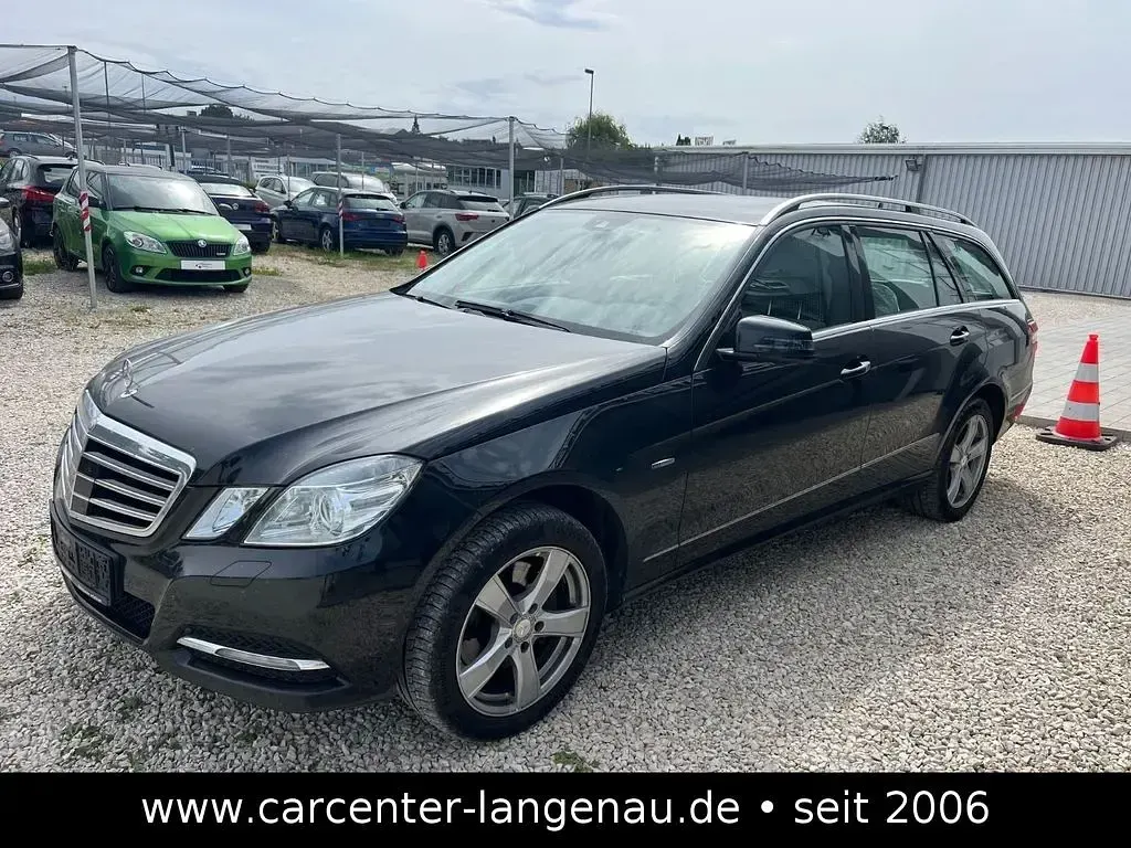 Gebraucht Mercedes E350 265 PS (194 kW) 2011 Schwarz Kombi