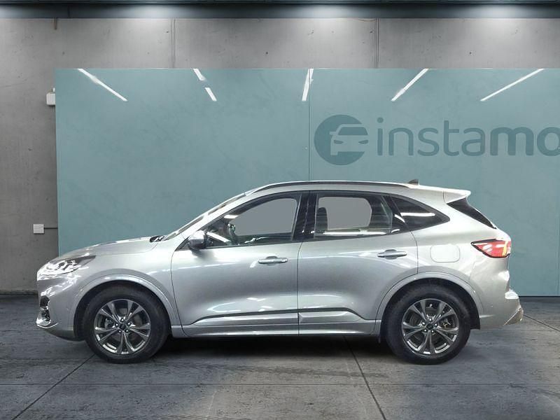 Gebraucht Ford Kuga 120 PS (88 kW) 2024 Silber SUV