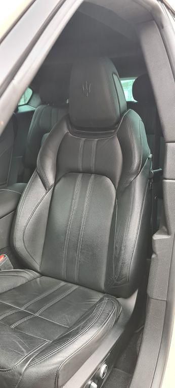 Gebraucht Maserati Levante 430 PS (316 kW) 2021 Weiß SUV