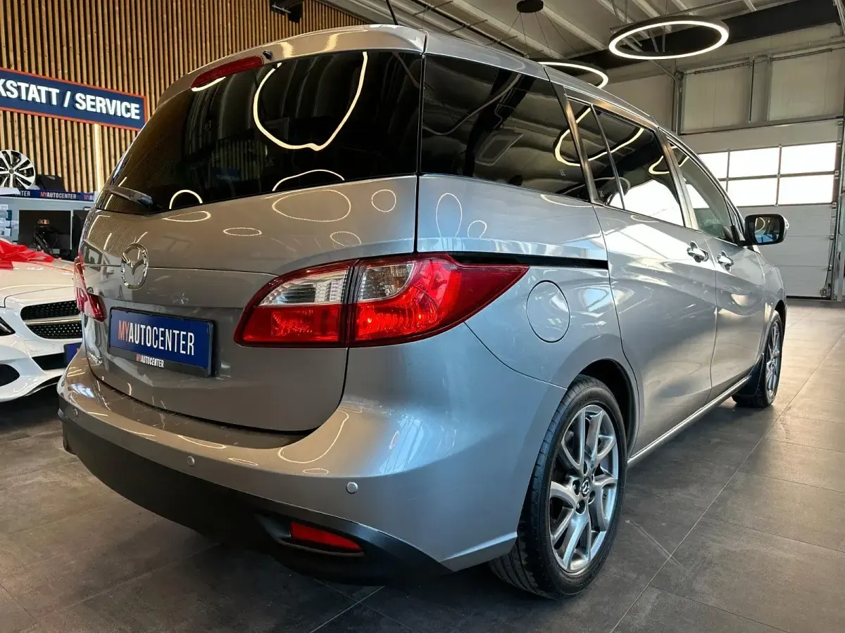 Gebraucht Mazda 5 116 PS (85 kW) 2014 Grau Van / Kleinbus
