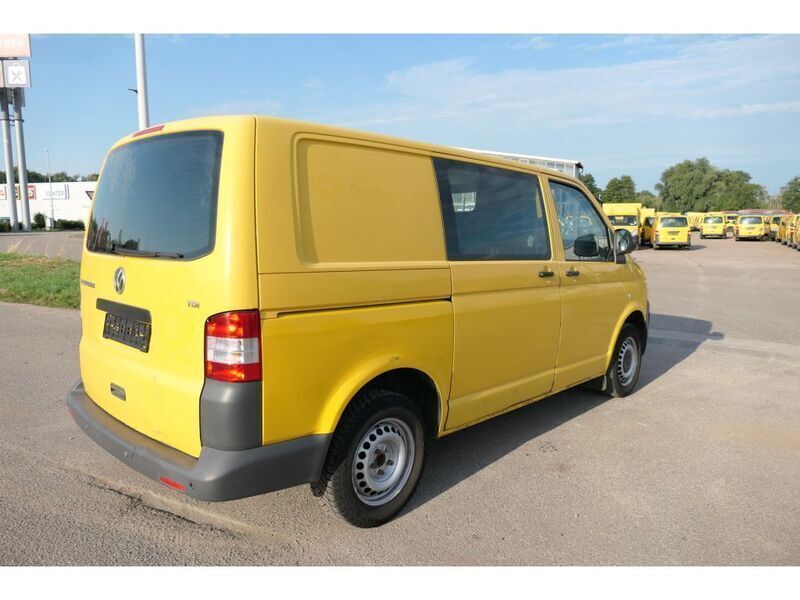 Gebraucht VW T5 84 PS (61 kW) 2010 Ginstergelb r1032 Van