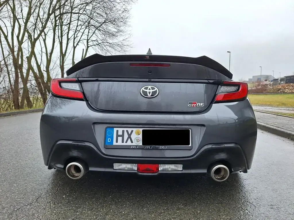Second-hand Toyota GR86 235 CP (172 kW) 2024 Gri Coupe