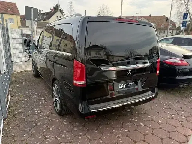 Gebraucht Mercedes V250 Avantgarde 190 PS (139 kW) 2014 Obsidianschwarz Van / Kleinbus