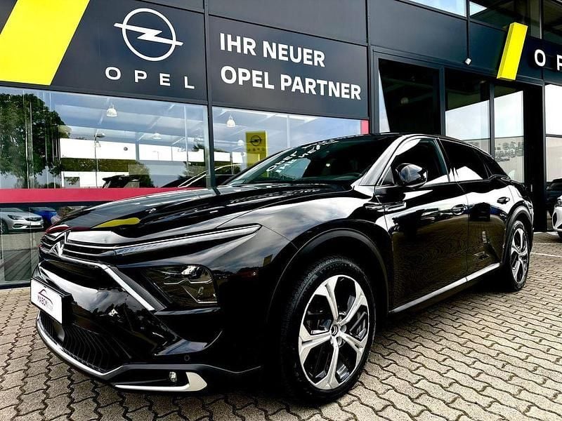 Lackierung schwarz perla nera/ Gebraucht 2023 Citroën C5 X Feel Limousine | 22.490 € (Guter Preis) - Bild 1/4