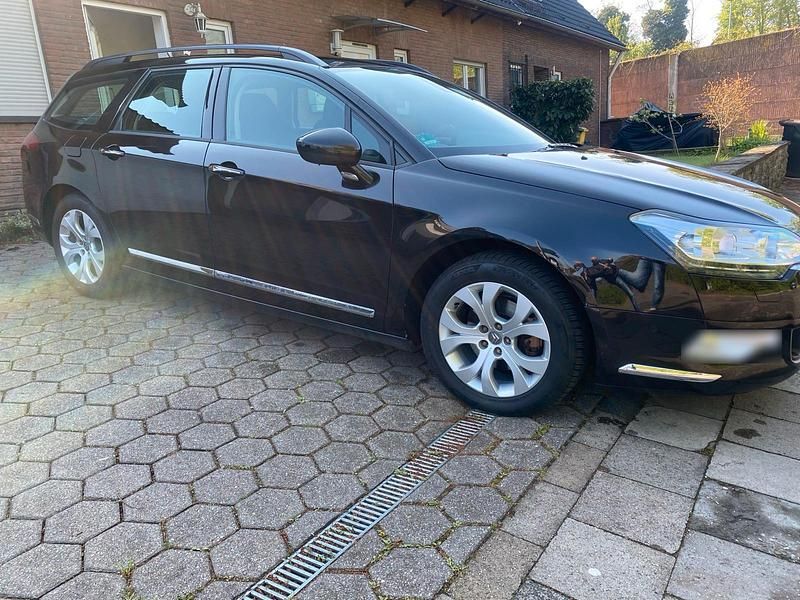 Gebraucht Citroën C5 140 PS (102 kW) 2013 Schwarz Kombi