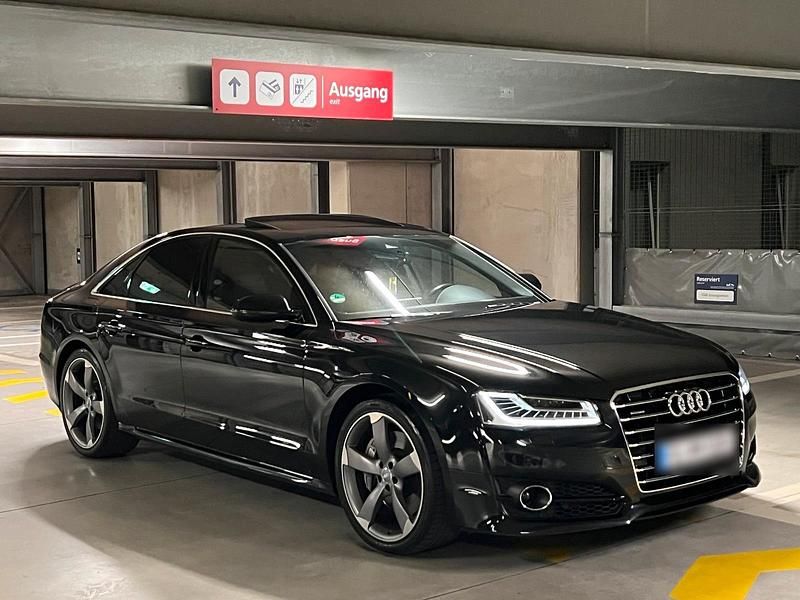 Schwarz Gebraucht 2017 Audi A8 Ambiente Limousine | 27.500 € (Superpreis) - Bild 1/4