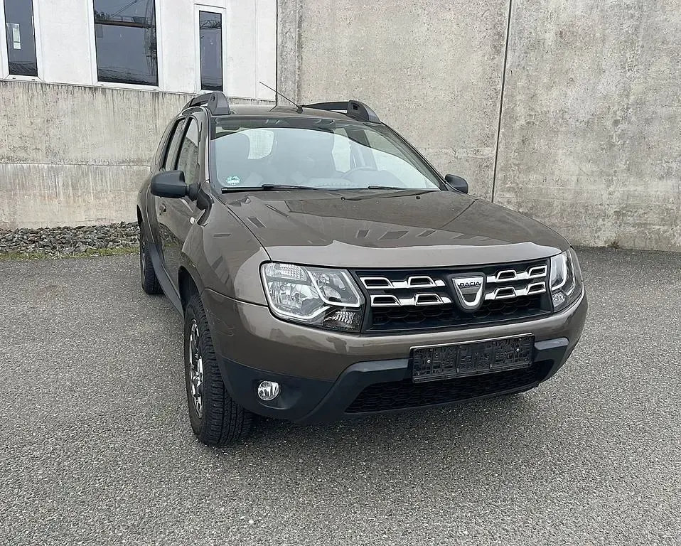 Używany Dacia Duster Lauréate 125 KM (91 kW) 2018 Brązowy SUV