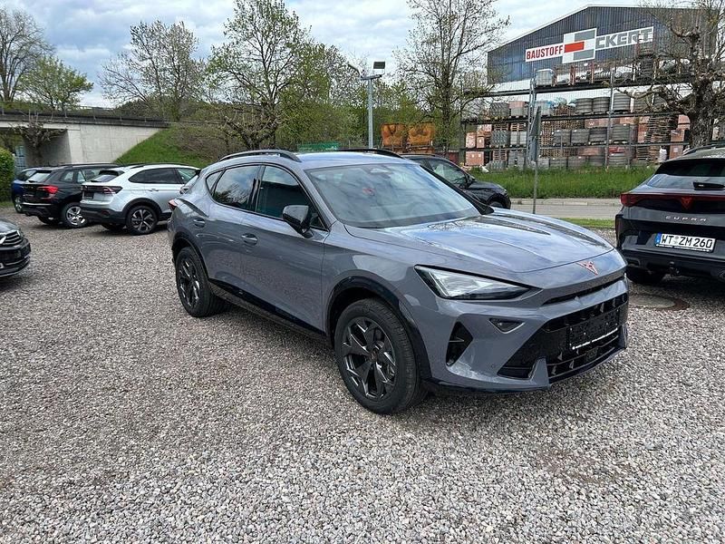 Neu Cupra Formentor 150 PS (110 kW) 2026 Grau SUV
