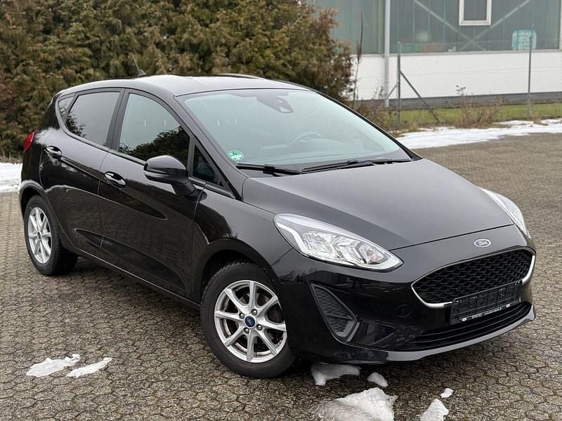 Gebraucht Ford Fiesta Cool & Connect 95 PS (69 kW) 2021 Schwarz Kleinwagen