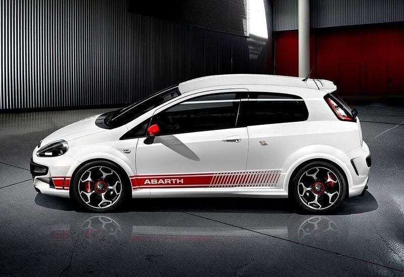 Weiß Gebraucht 2011 Abarth Punto Evo Kleinwagen | 9.800 € - Bild 1/4
