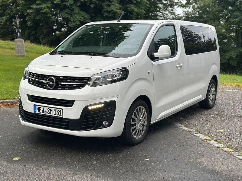 Weiß Gebraucht 2020 Opel Zafira Life Van | 23.900 € (Superpreis) - Bild 1/4