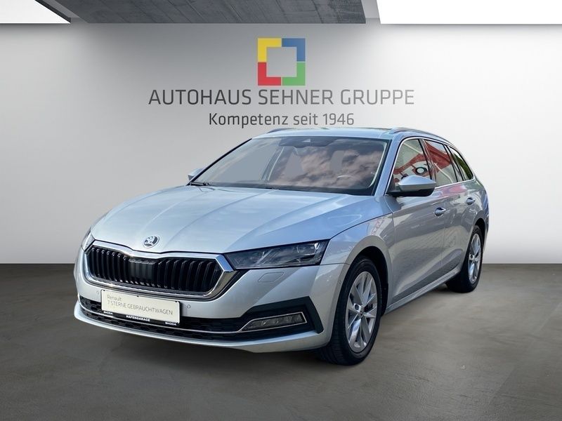 Brilliantsilber met (silber) (silber) Gebraucht 2022 Skoda Octavia Style Kombi | 28.470 € (Etwas zu teuer) - Bild 1/4