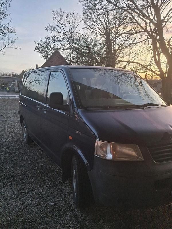 Gebraucht VW T5 105 PS (77 kW) 2004 Blau Van