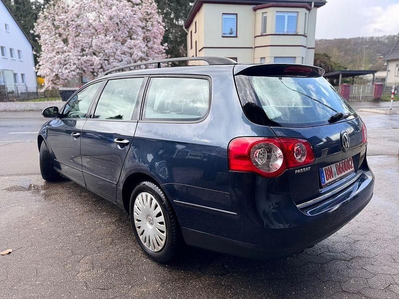Gebraucht VW Passat Trendline 105 PS (77 kW) 2007 Blau Kombi