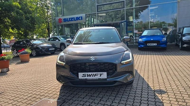 Neu Suzuki Swift Comfort 83 PS (61 kW) 2025 Mineral gray Kleinwagen