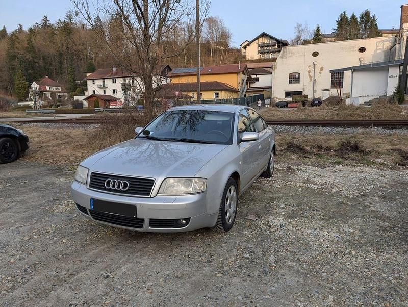 Gebraucht Audi A6 Ambiente 163 PS (119 kW) 2003 Silber Limousine