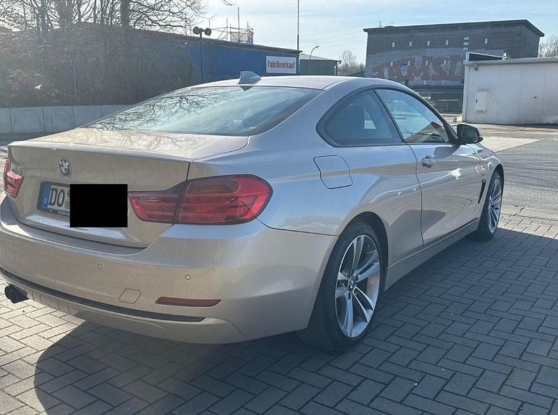 Gebraucht BMW 428 Sport Line 245 PS (180 kW) 2014 Silber Coupé