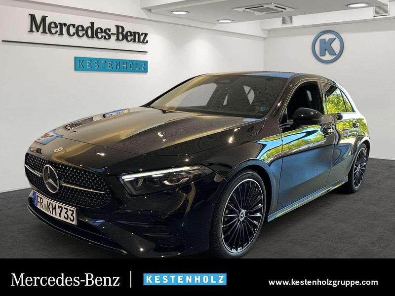 Kosmosschwarz Gebraucht 2025 Mercedes A180 AMG Limousine | 35.850 € (Etwas zu teuer) - Bild 1/4
