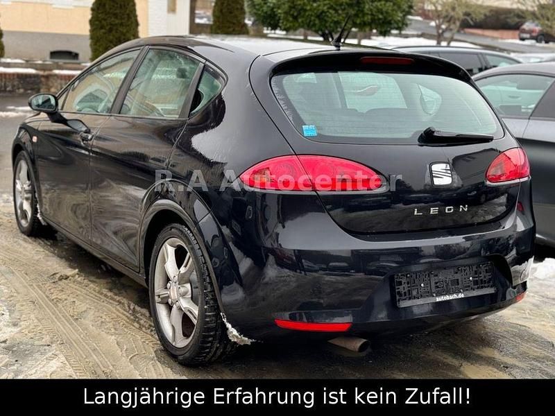 Gebraucht Seat Leon Sport 102 PS (75 kW) 2008 Schwarz Kleinwagen