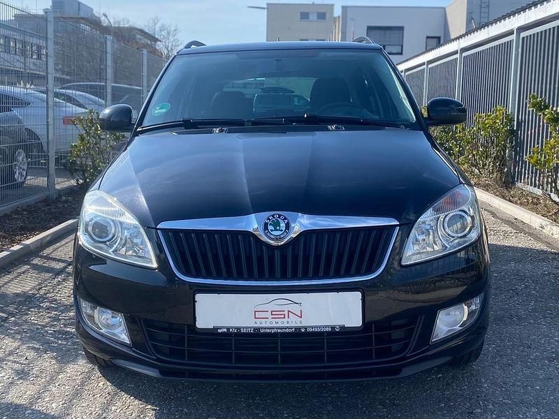 Gebraucht Skoda Fabia 105 PS (77 kW) 2013 Schwarz Kombi