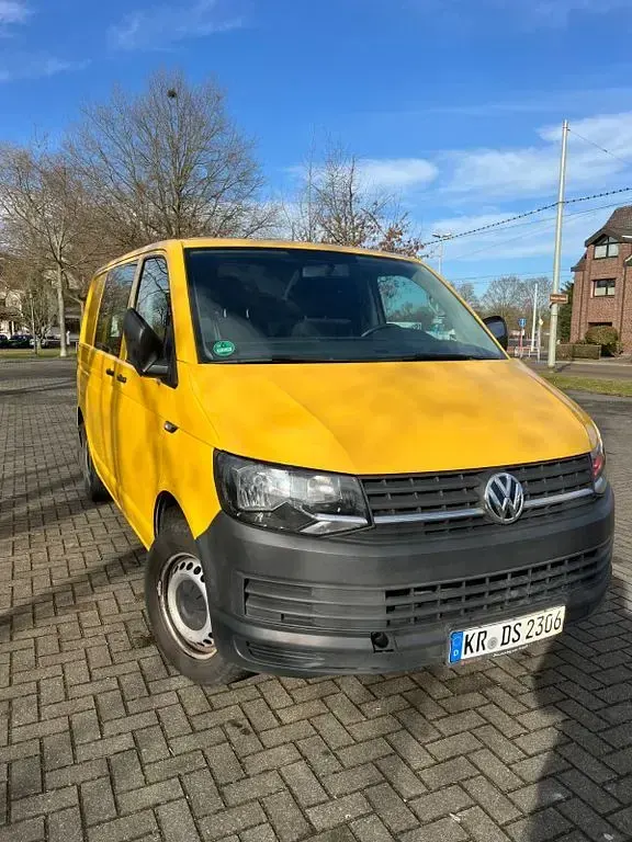 Gebraucht VW T5 84 PS (61 kW) 2015 Gelb Van