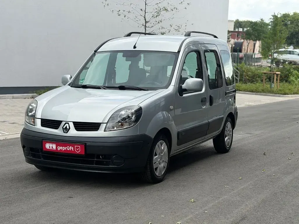 Gebraucht Renault Kangoo Authentique 75 PS (55 kW) 2005 Silber Van / Kleinbus