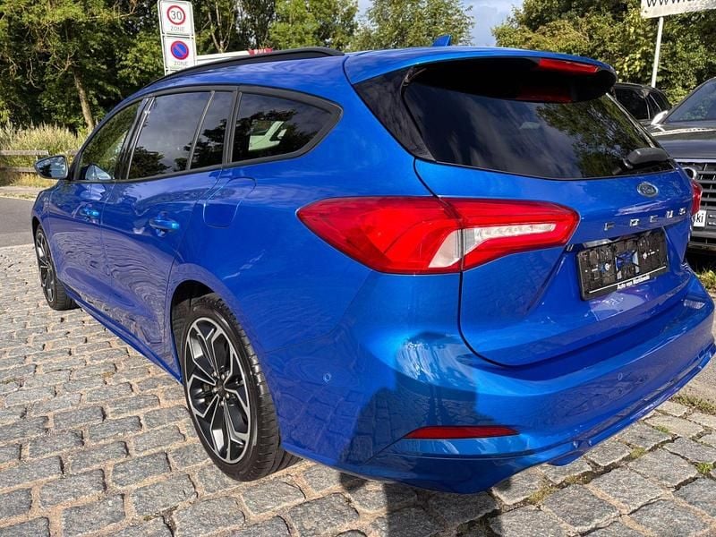 Gebraucht Ford Focus ST-Line 280 PS (205 kW) 2020 Blau Kombi