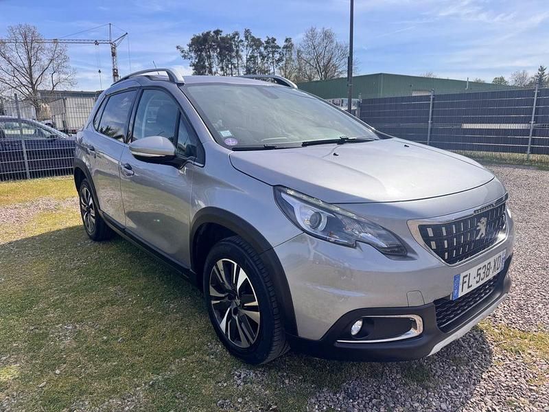 Gebraucht Peugeot 2008 Allure 131 PS (96 kW) 2019 Grau SUV