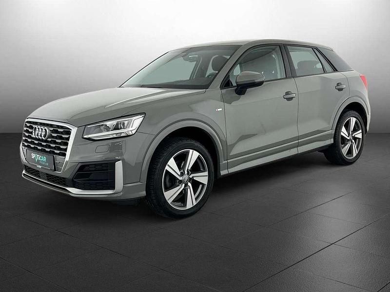Grau Gebraucht 2020 Audi Q2 Design SUV | 18.989 € (Fairer Preis) - Bild 1/4
