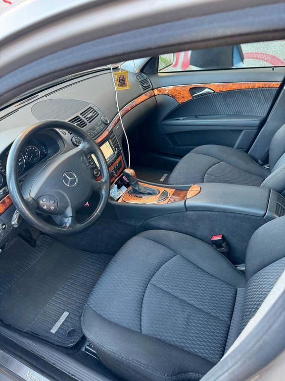 Gebraucht Mercedes E280 Elegance 231 PS (169 kW) 2005 Beige Limousine