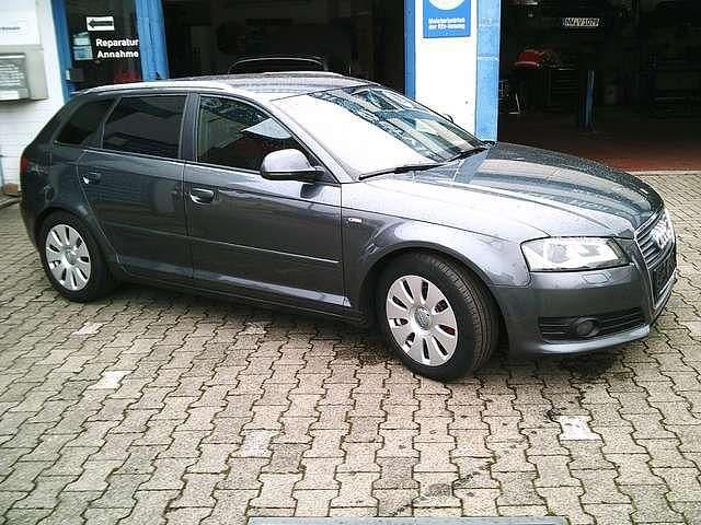 Gebraucht Audi A3 S-Line 125 PS (91 kW) 2010 Daytonagrau perleffekt Kombi